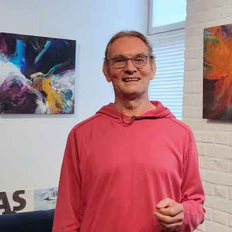 Home 14 Der Wiener Maler Walter Mikes in seinem Atelier in Wien